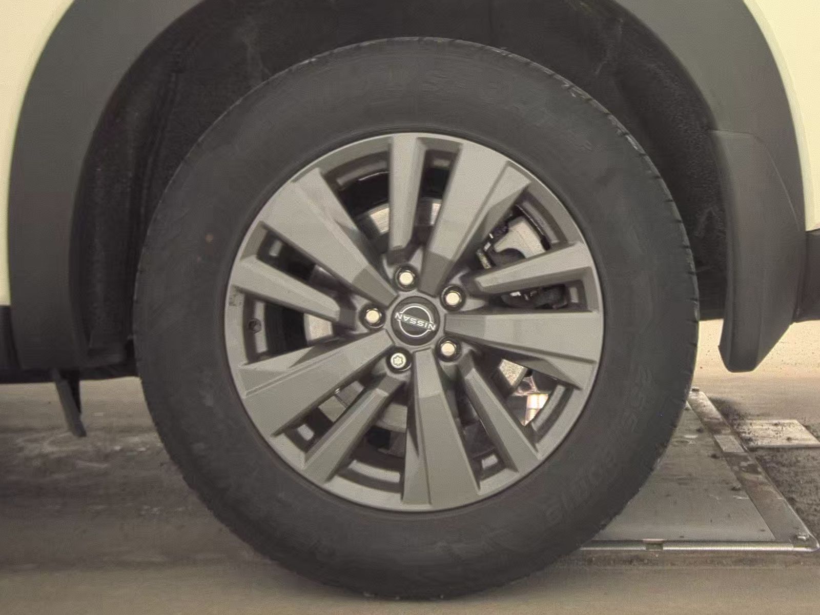 2024 Nissan Pathfinder S AWD