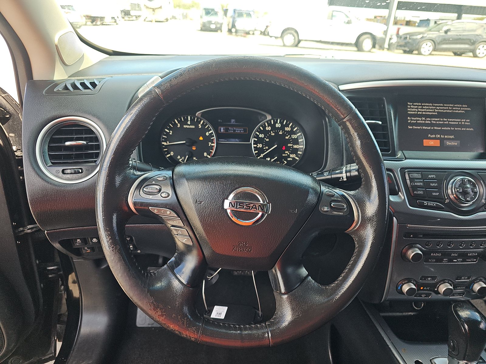 2017 Nissan Pathfinder SL FWD