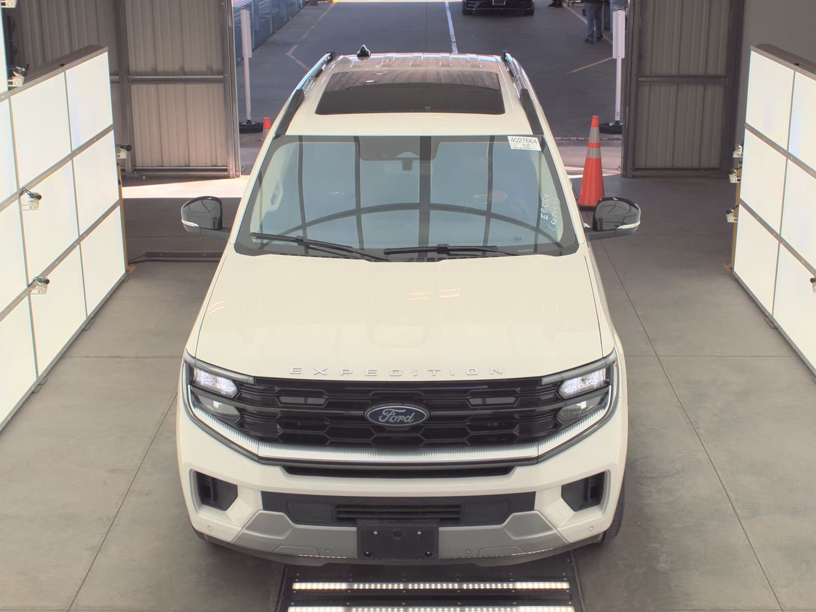 FORD EXPEDITION - 3