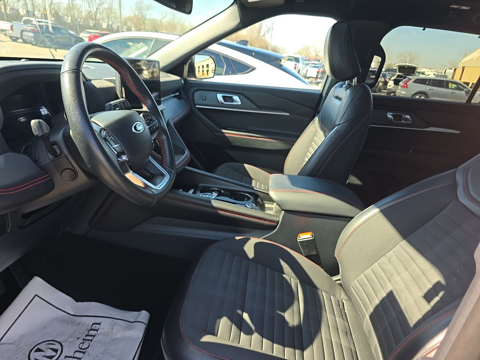 2025 Ford Explorer ST-Line AWD