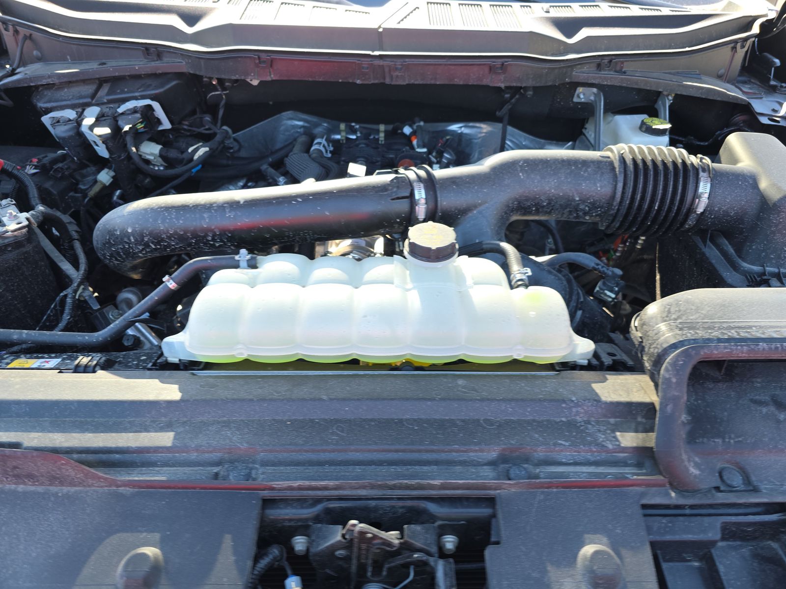 2025 Ford F-150 Lariat AWD