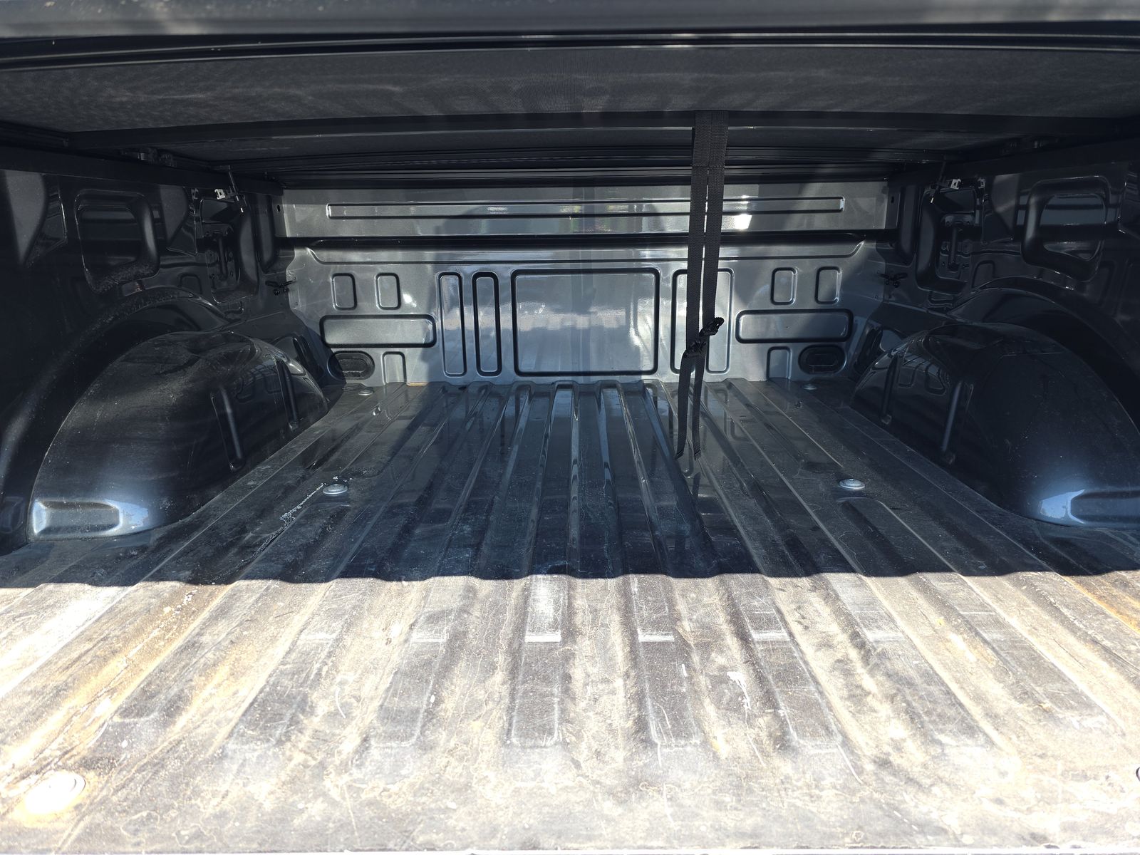 2025 Ford F-150 Lariat AWD