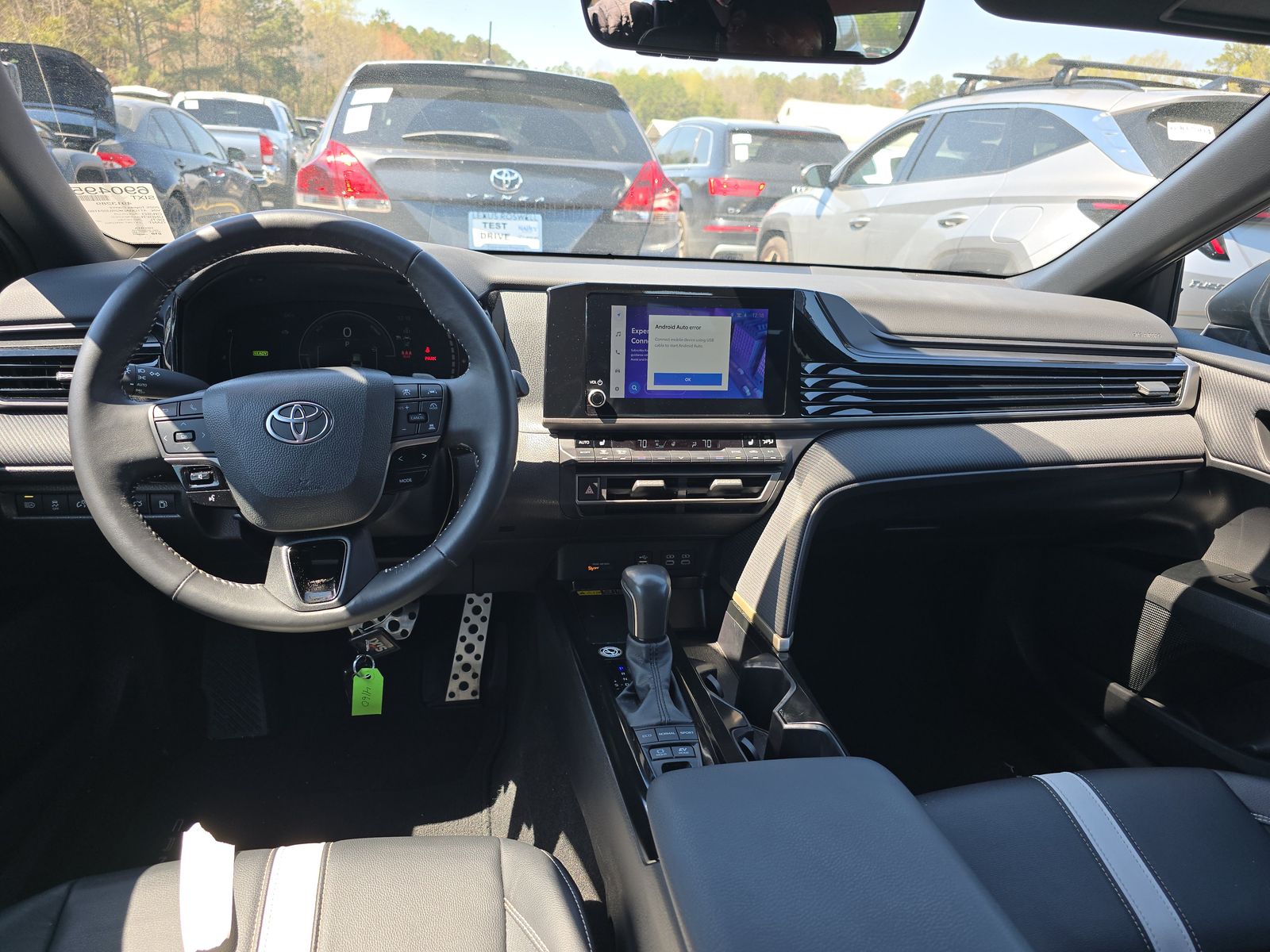 2025 Toyota Camry SE AWD