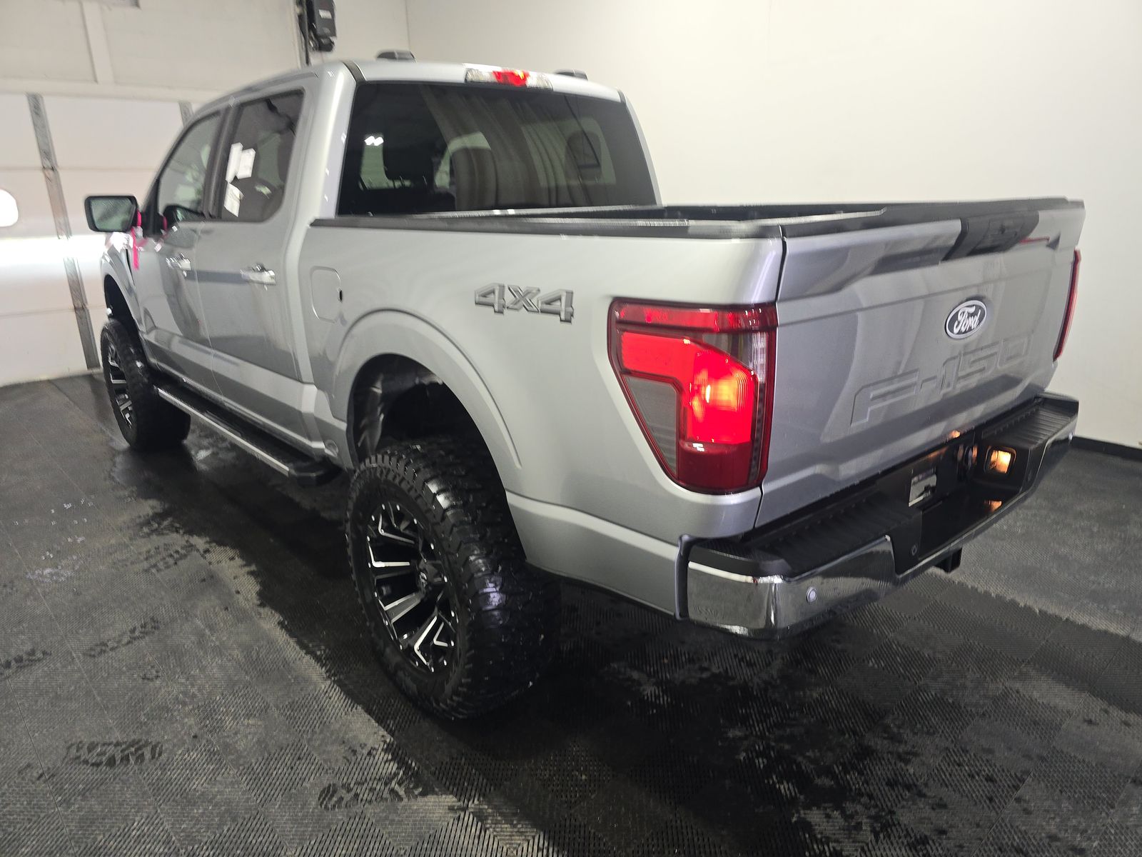 2025 Ford F-150 XLT AWD