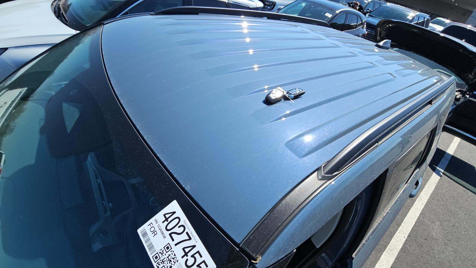 2025 Ford Explorer Active AWD