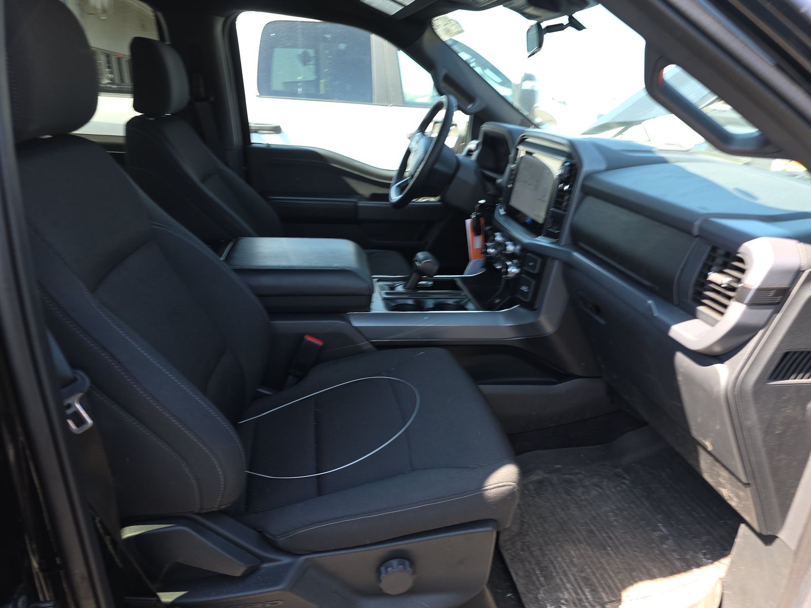 2025 Ford F-150 XLT AWD