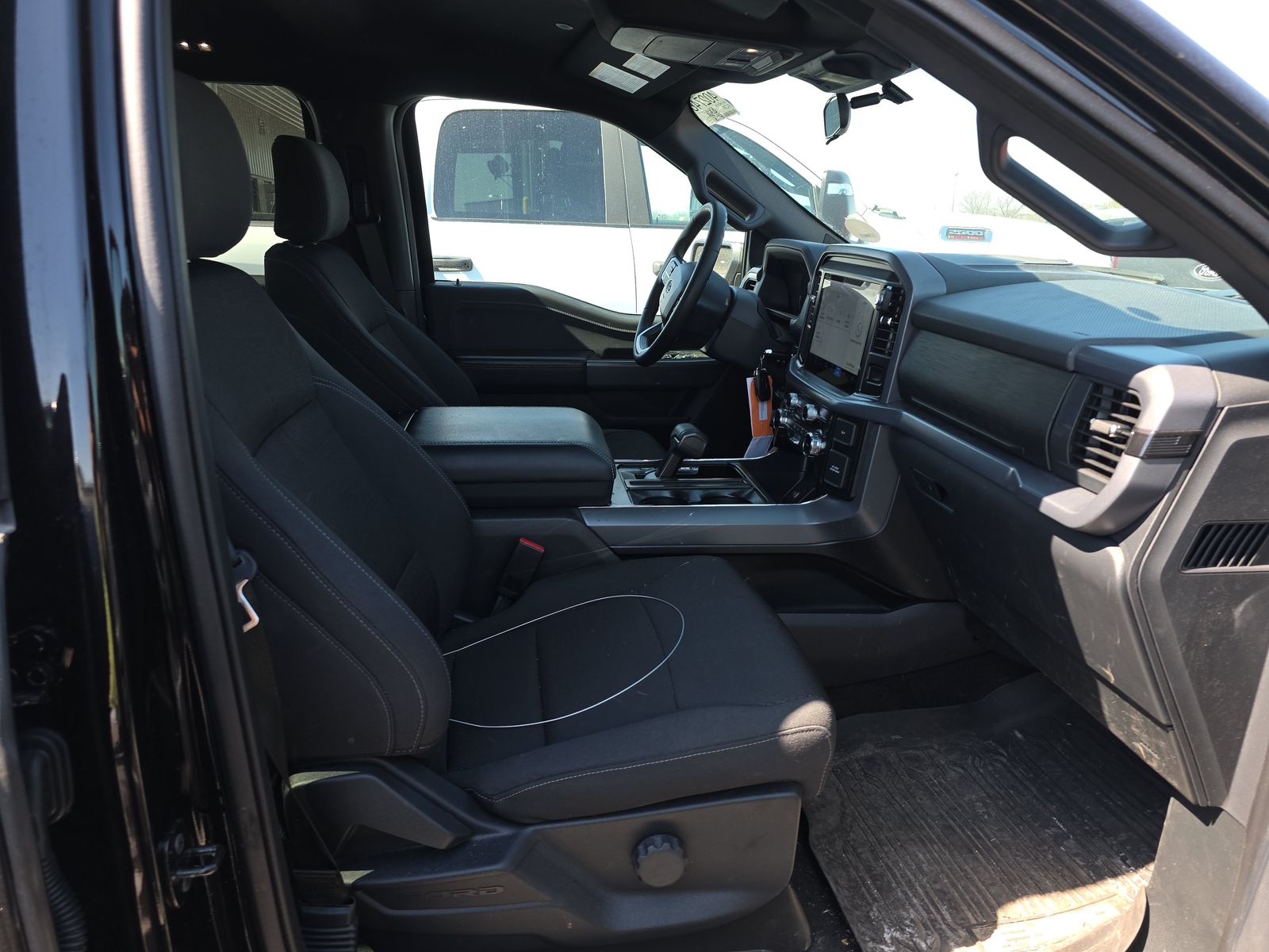 2025 Ford F-150 XLT AWD