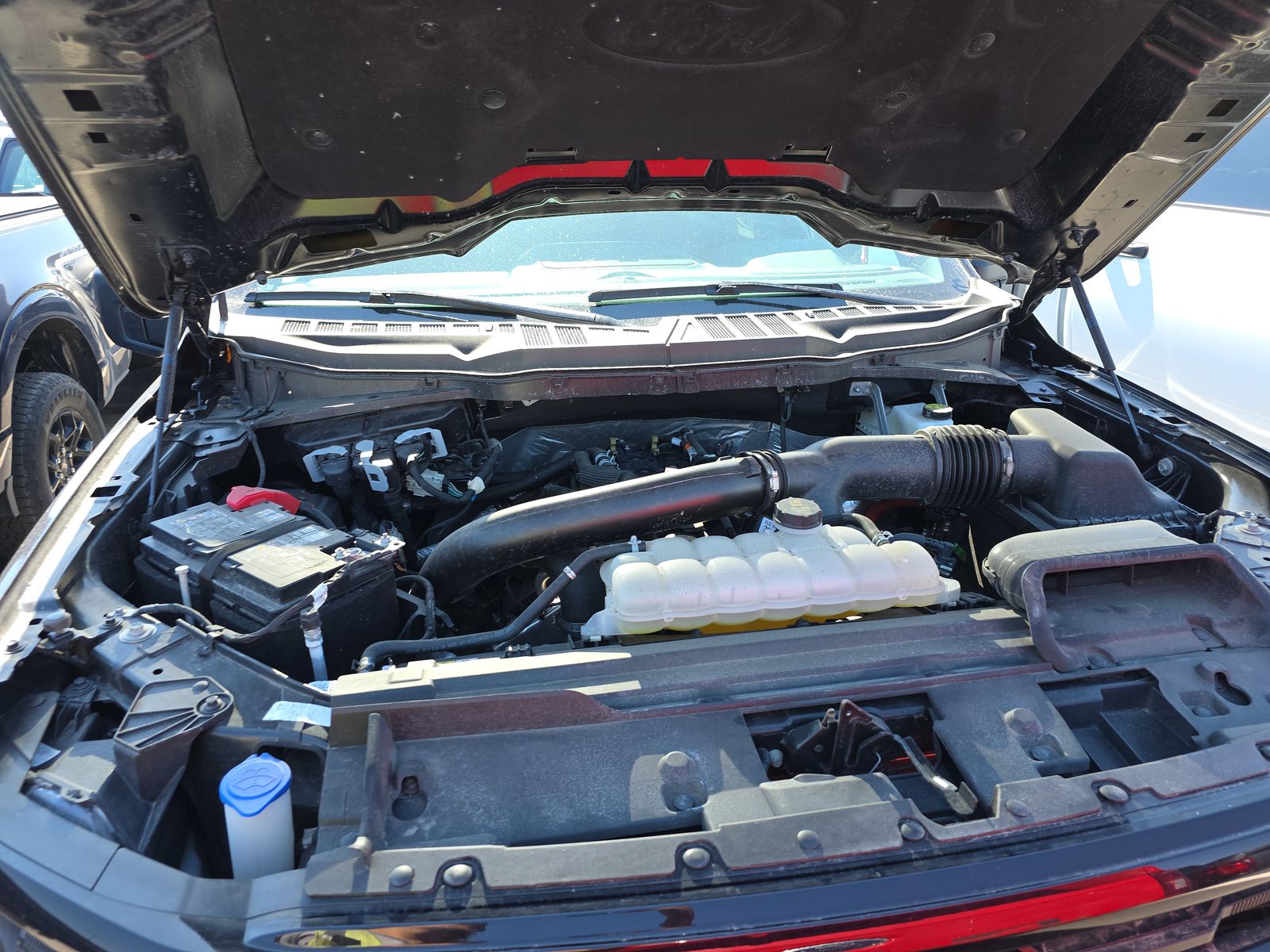 2025 Ford F-150 XLT AWD