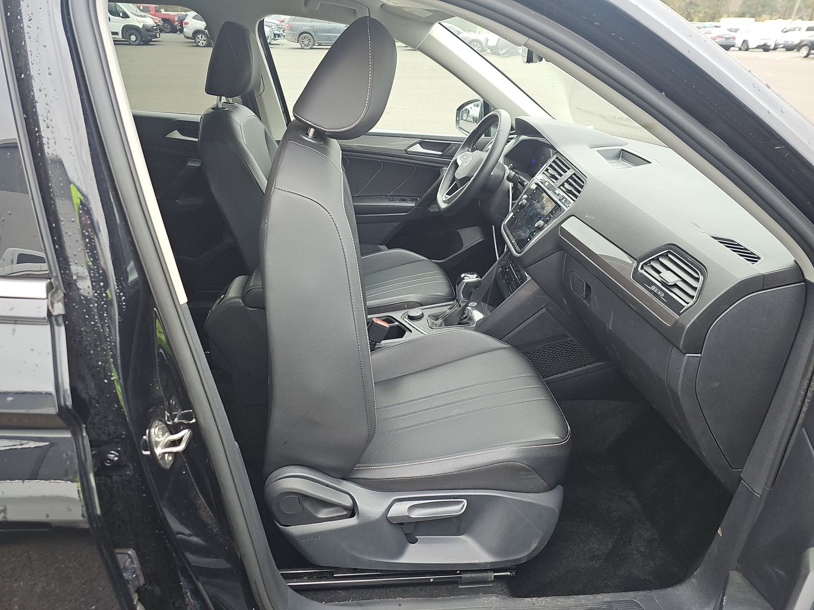 2023 Volkswagen Tiguan 2.0T SE AWD