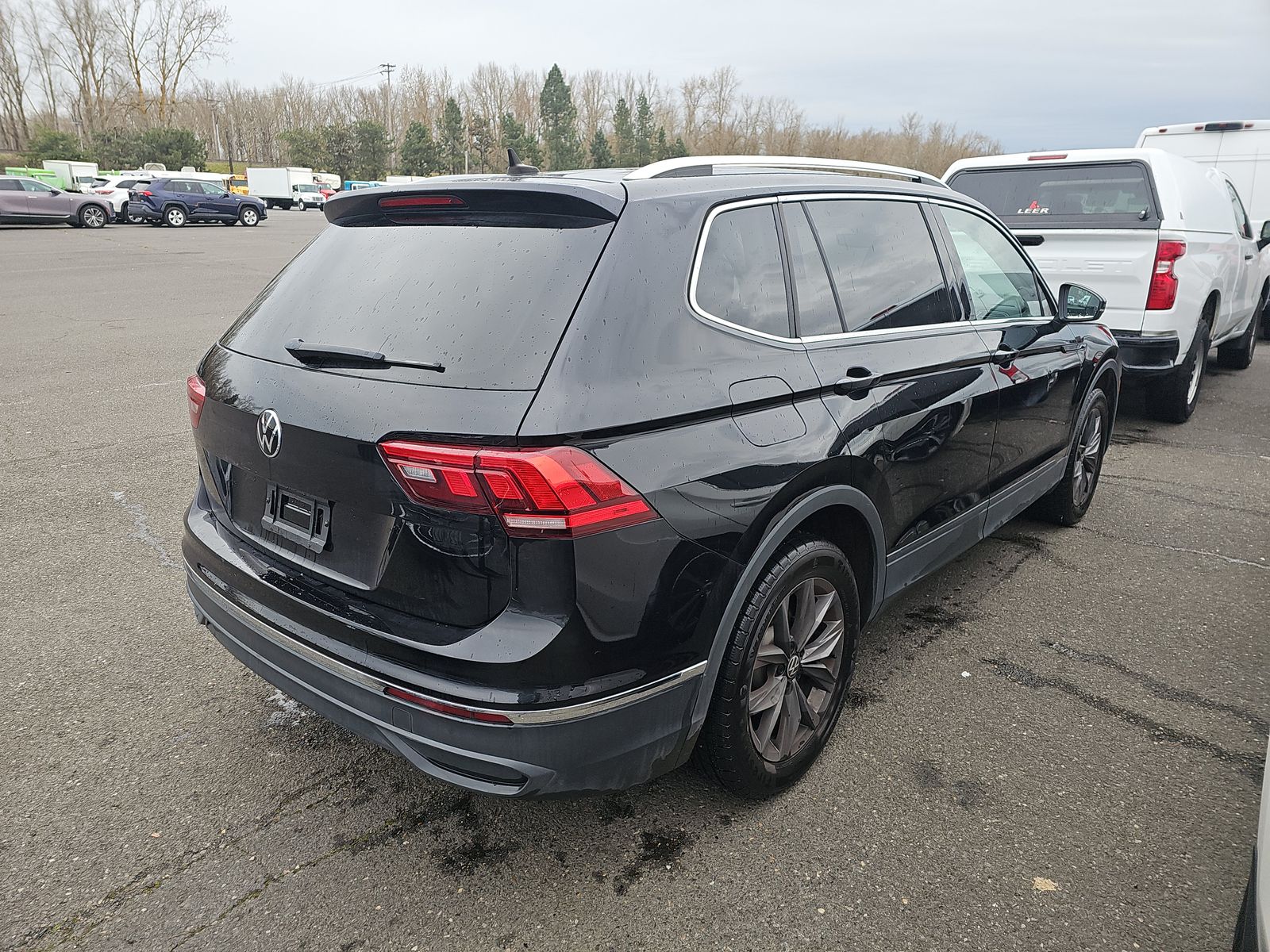 2023 Volkswagen Tiguan 2.0T SE AWD