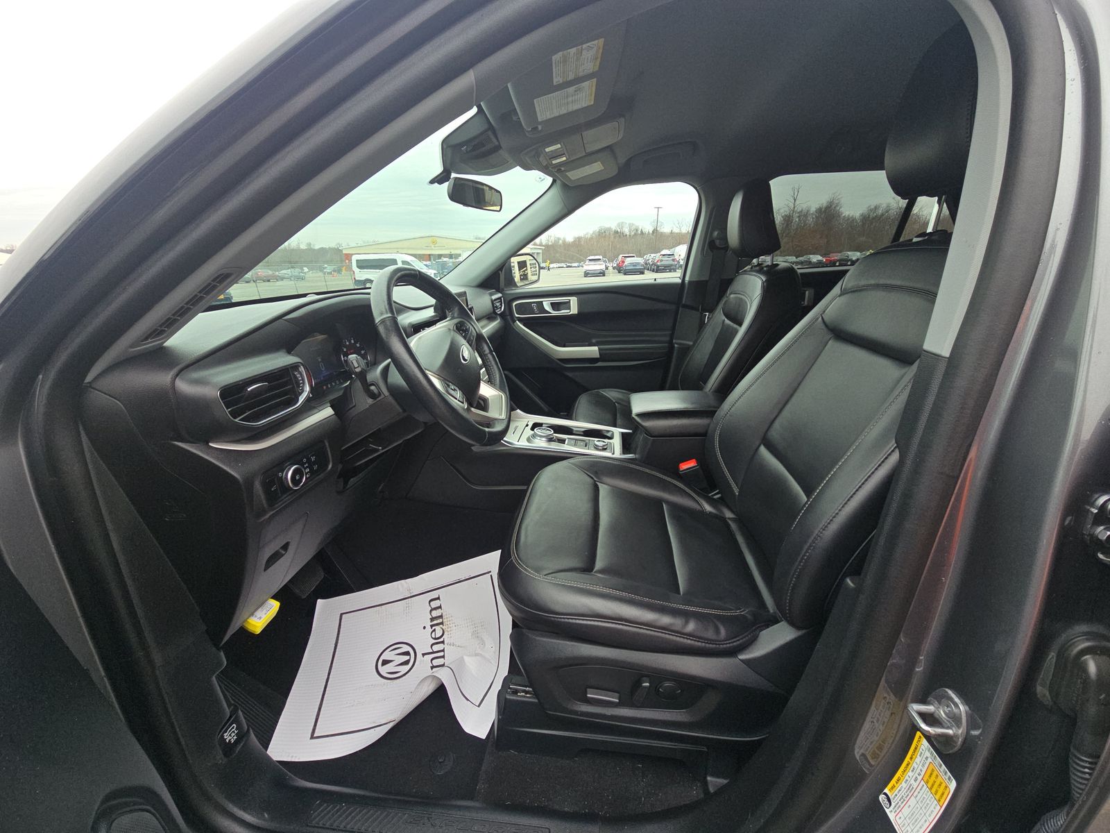 2023 Ford Explorer XLT AWD