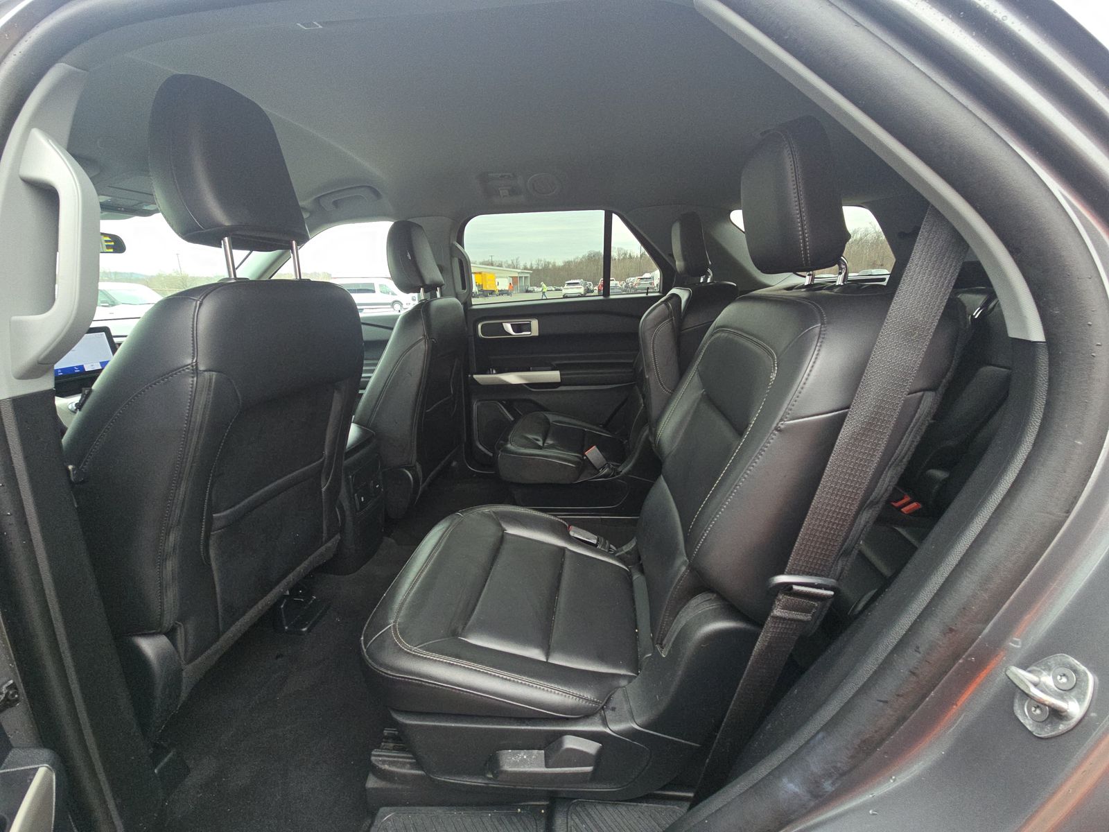 2023 Ford Explorer XLT AWD