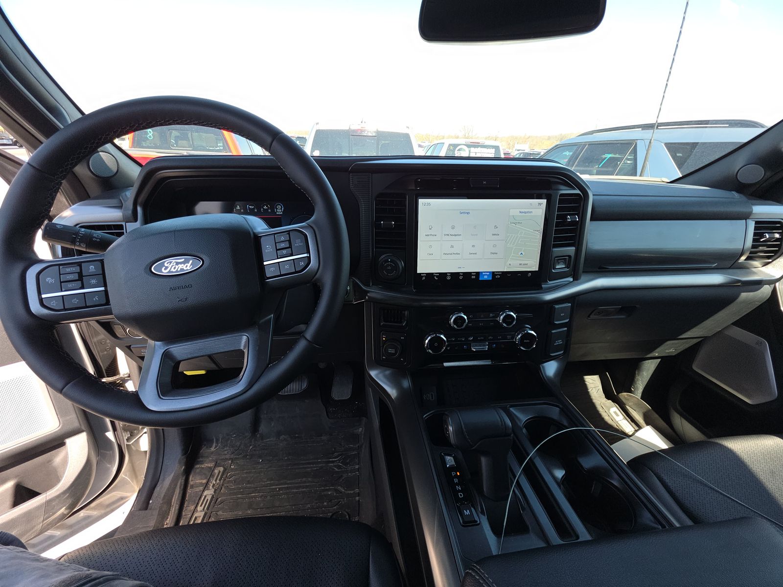 2025 Ford F-150 Lariat AWD