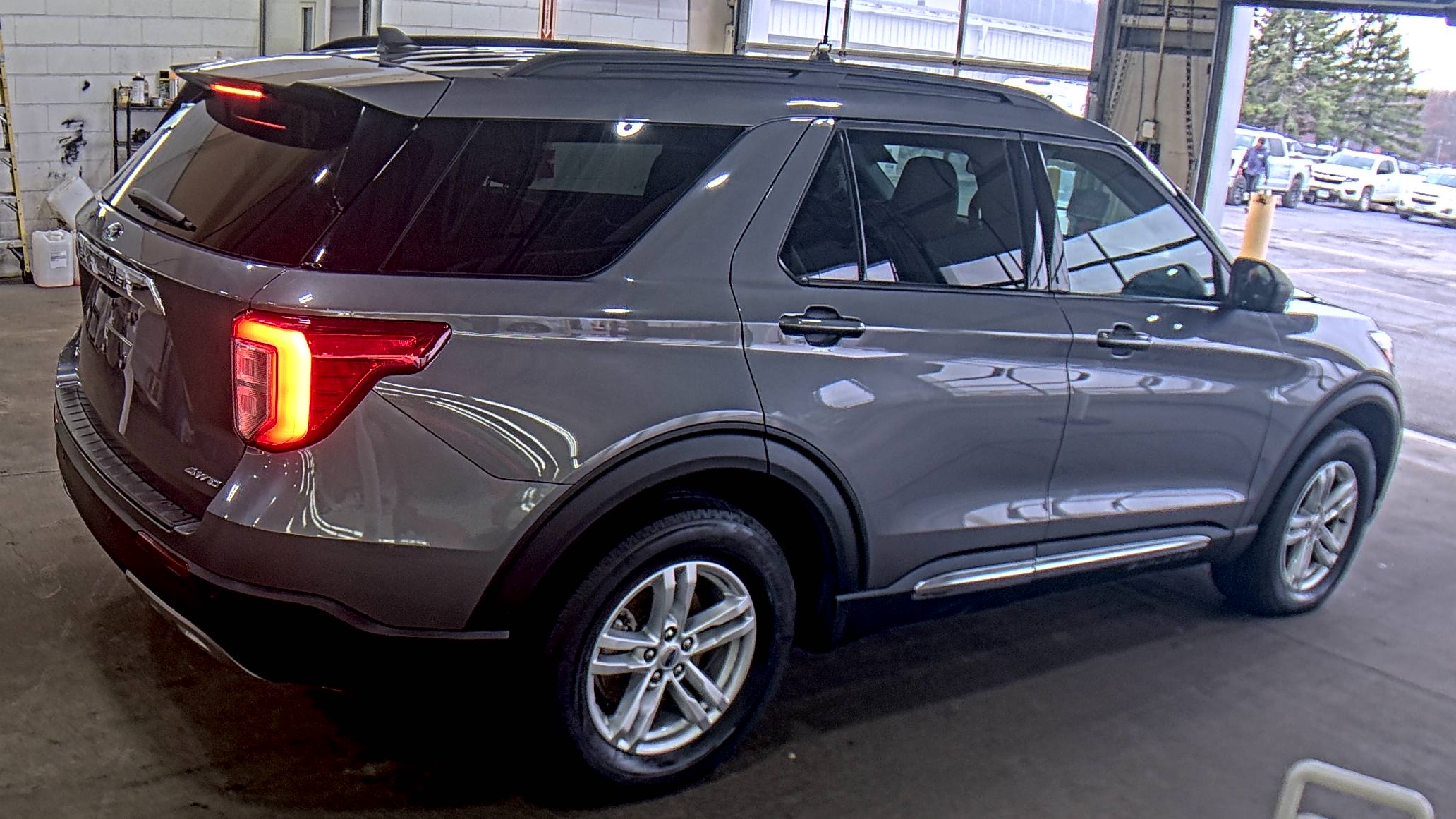 2023 Ford Explorer XLT AWD