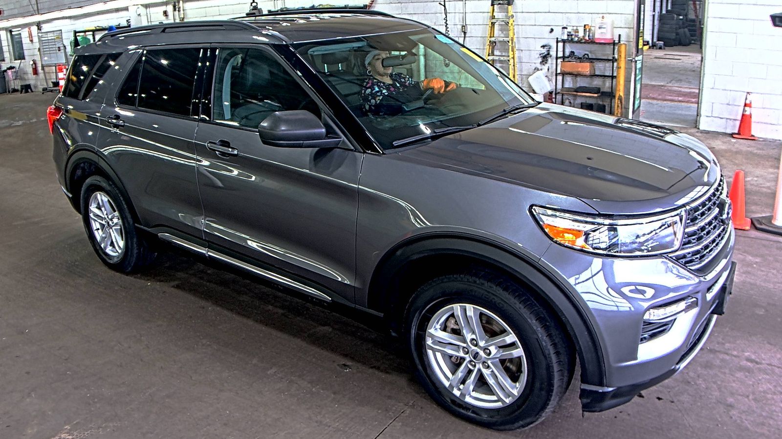 2023 Ford Explorer XLT AWD