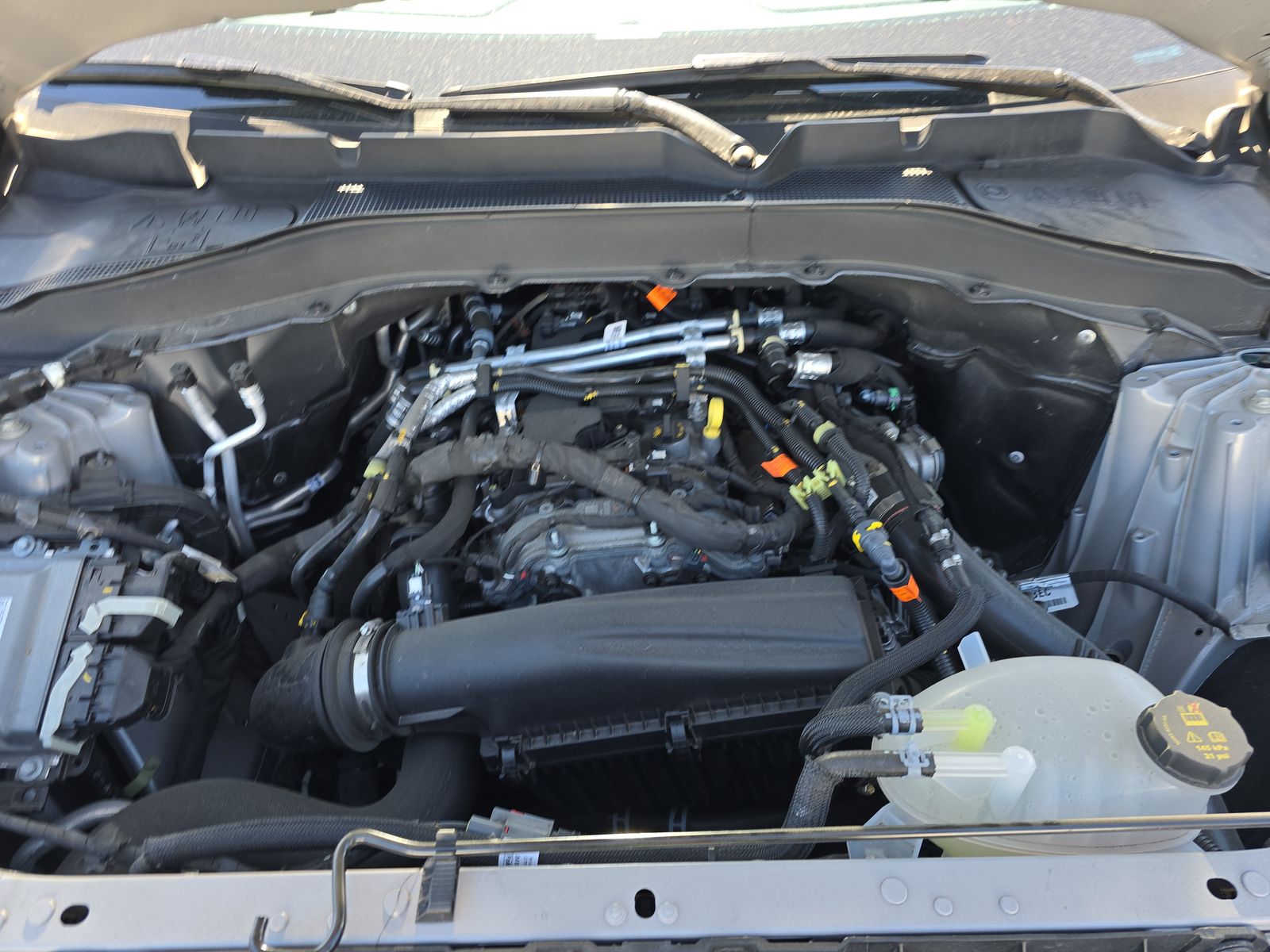 2025 Ford Explorer Active RWD