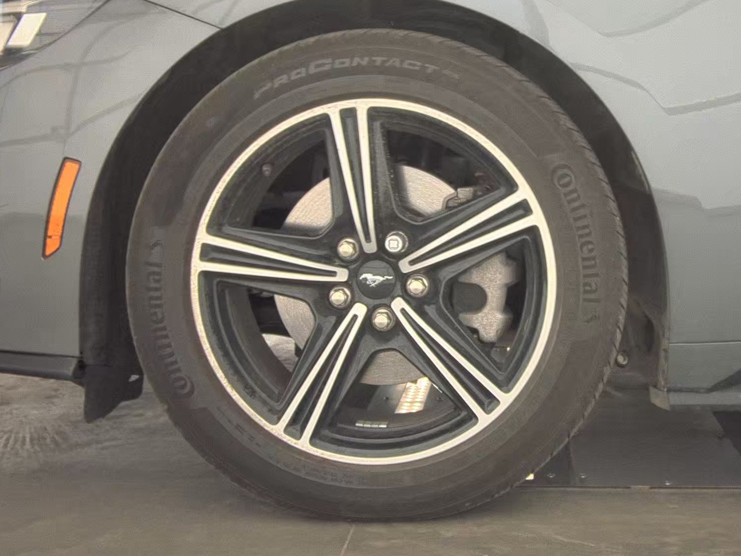 2025 Ford Mustang EcoBoost Premium RWD