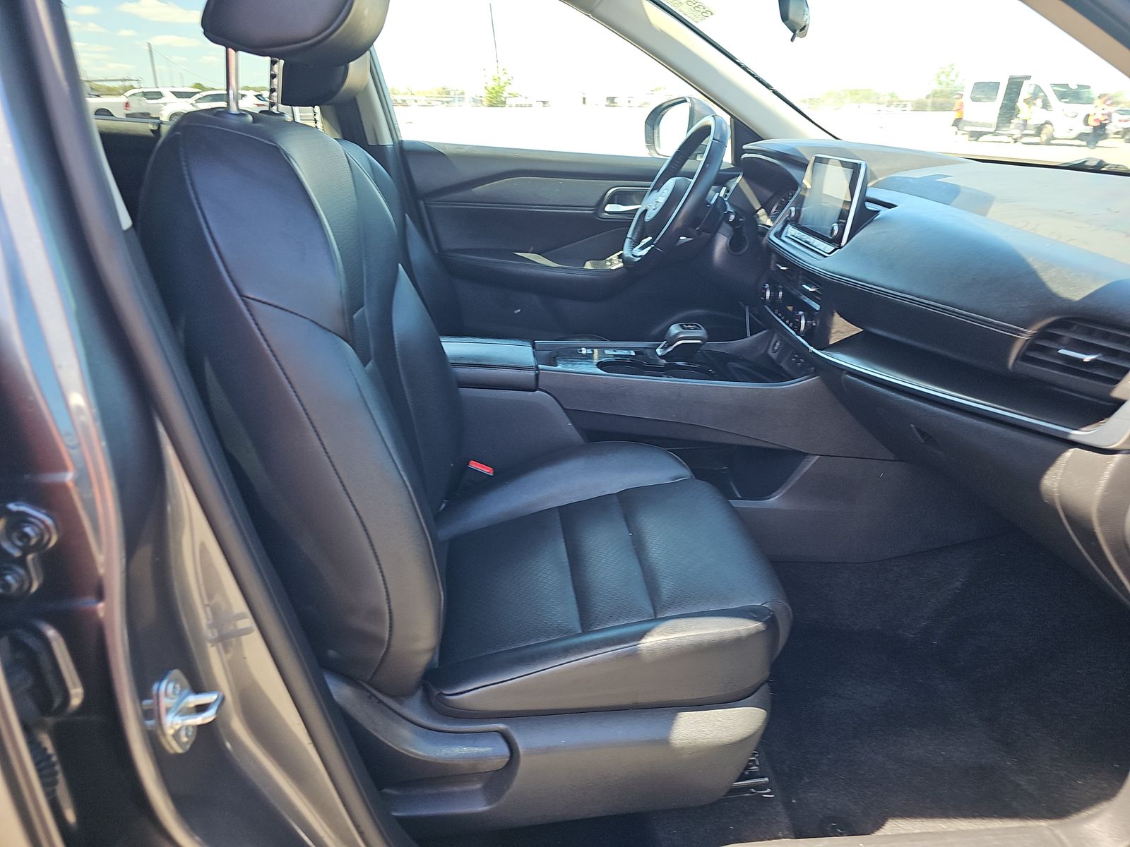 2024 Nissan Rogue SV FWD