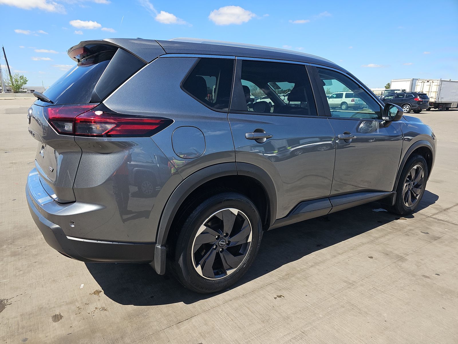 2024 Nissan Rogue SV FWD