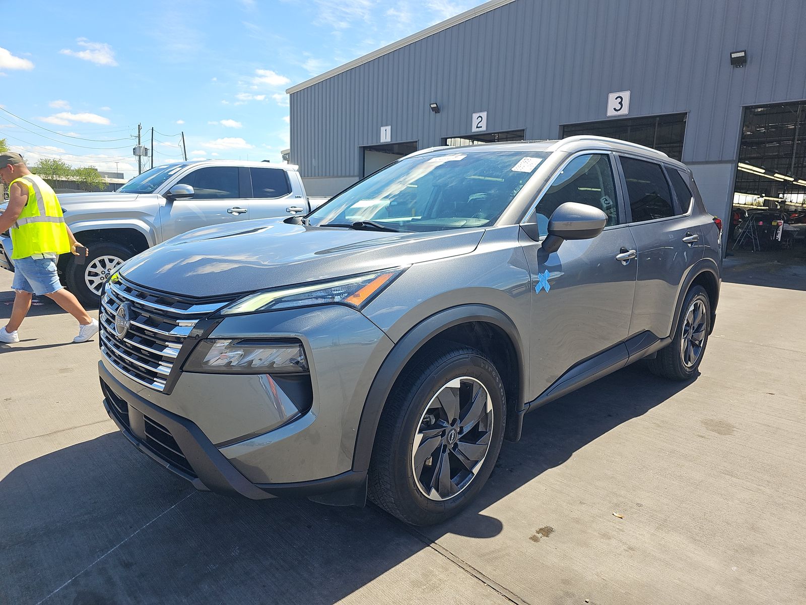 2024 Nissan Rogue SV FWD