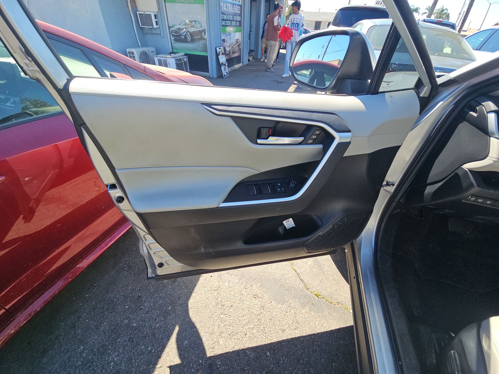 2022 Toyota RAV4 XLE Premium FWD