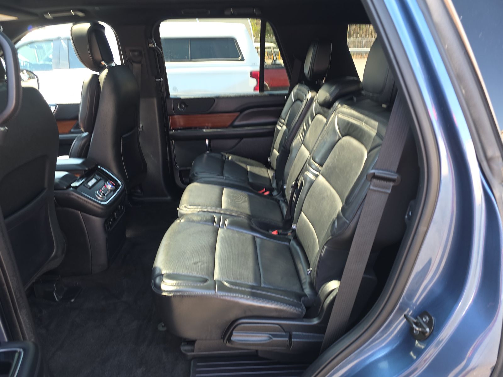 2019 Lincoln Navigator Select RWD