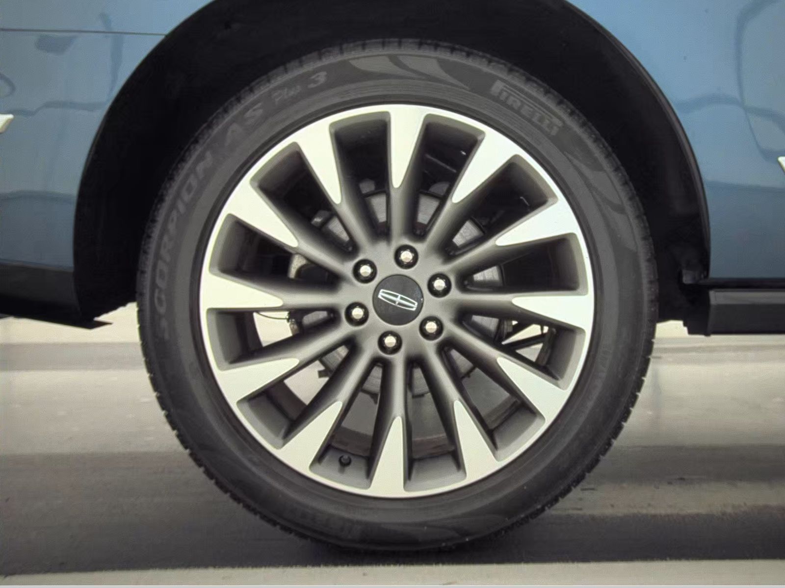 2019 Lincoln Navigator Select RWD