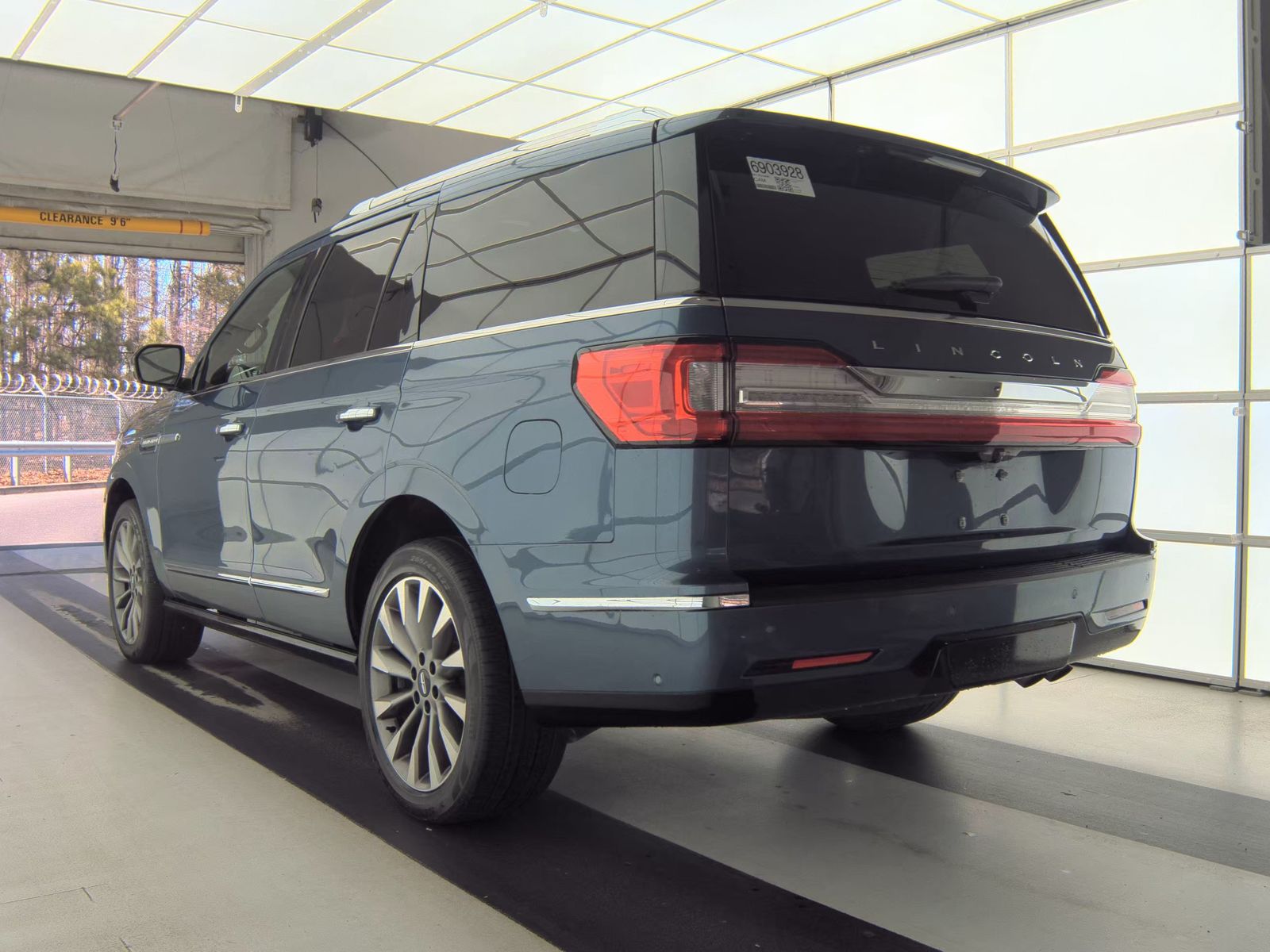 2019 Lincoln Navigator Select RWD