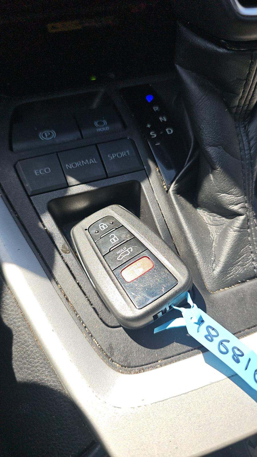 2022 Toyota RAV4 XLE Premium FWD