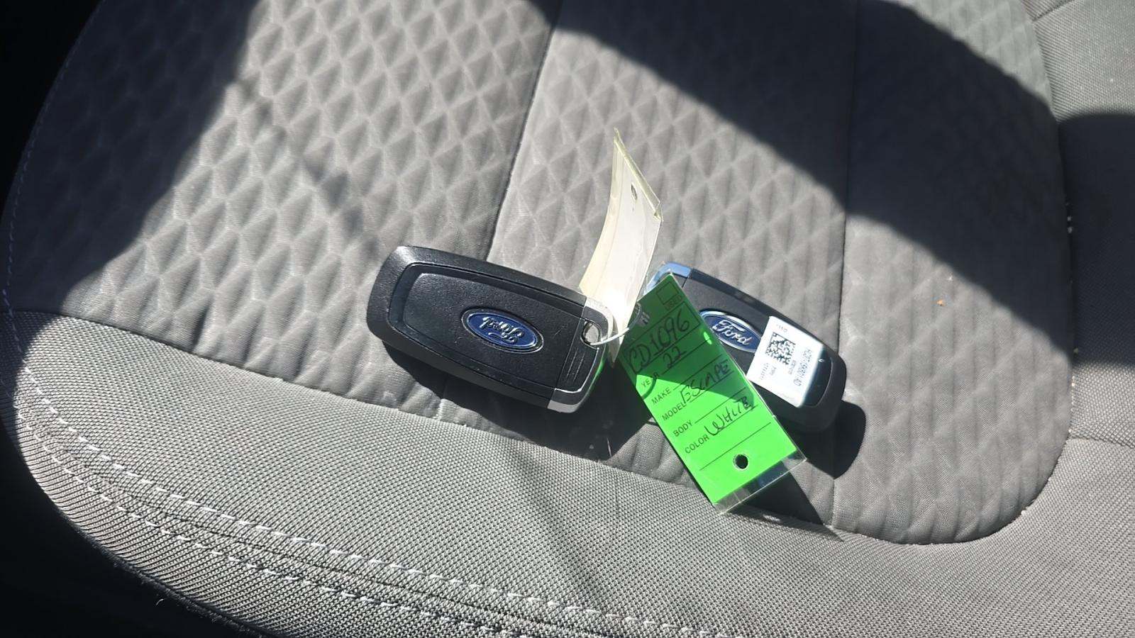 2022 Ford Escape Hybrid SE FWD