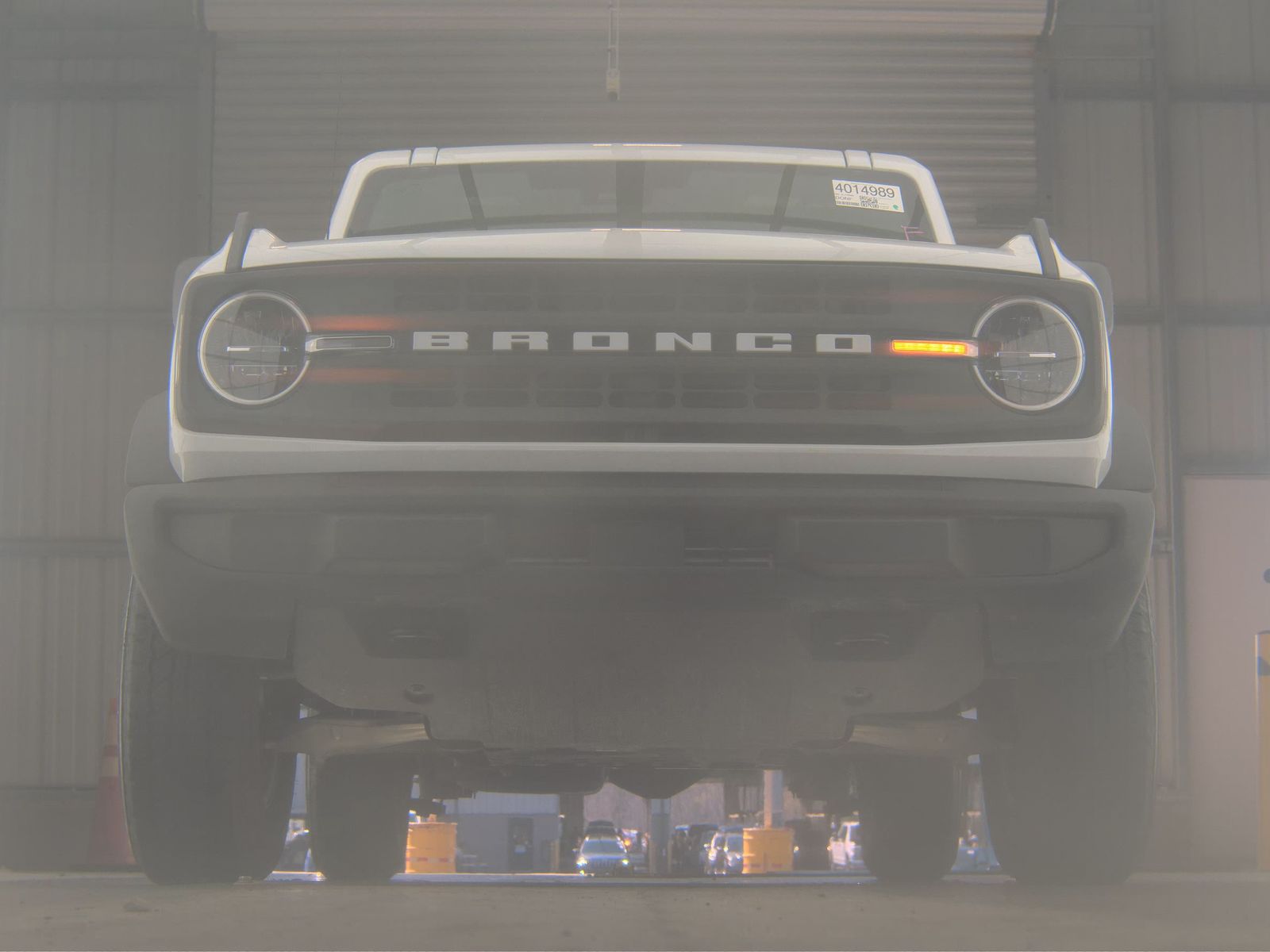 FORD BRONCO - 4