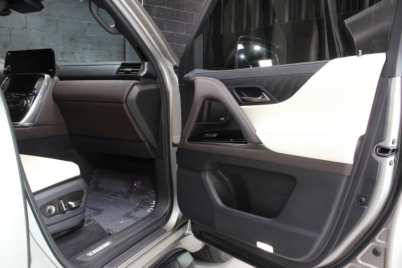 2023 Lexus LX LX 600 Luxury AWD