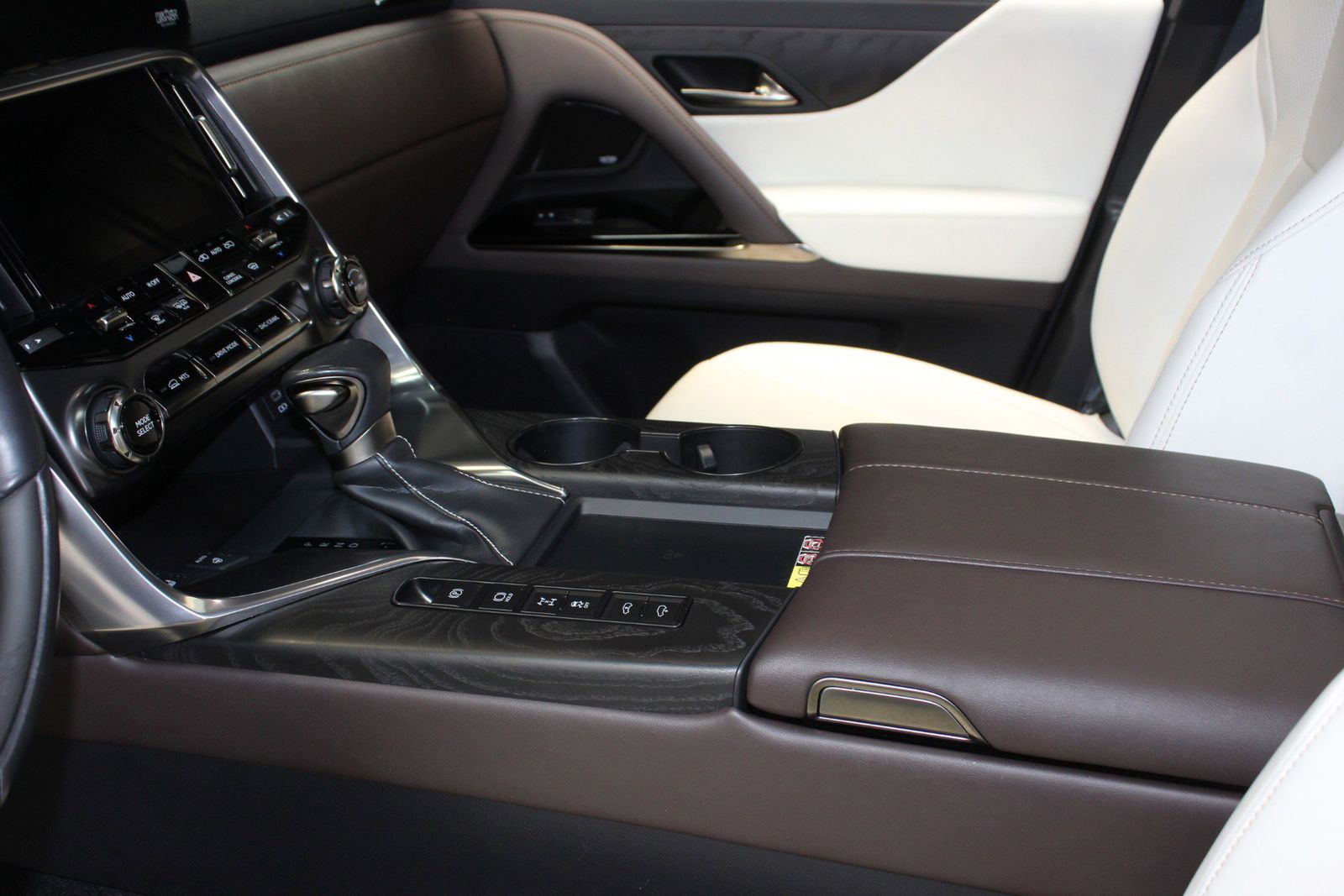 2023 Lexus LX LX 600 Luxury AWD