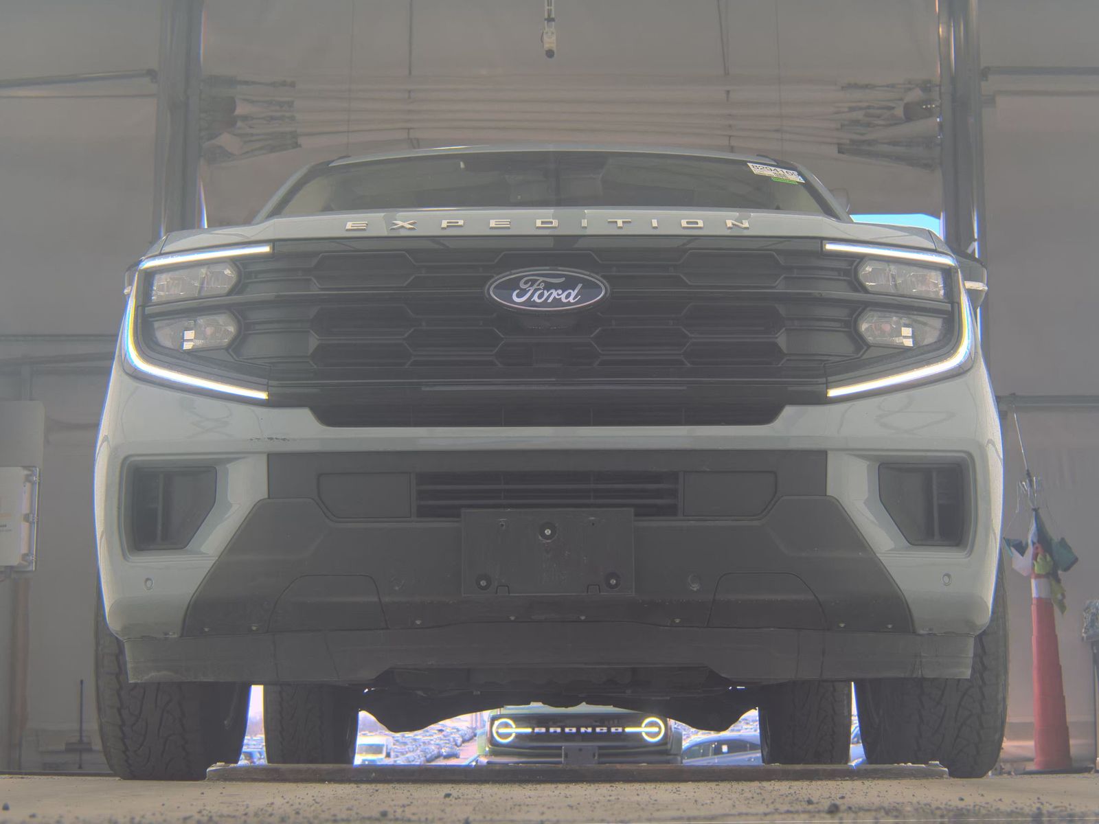 FORD EXPEDITION - 4