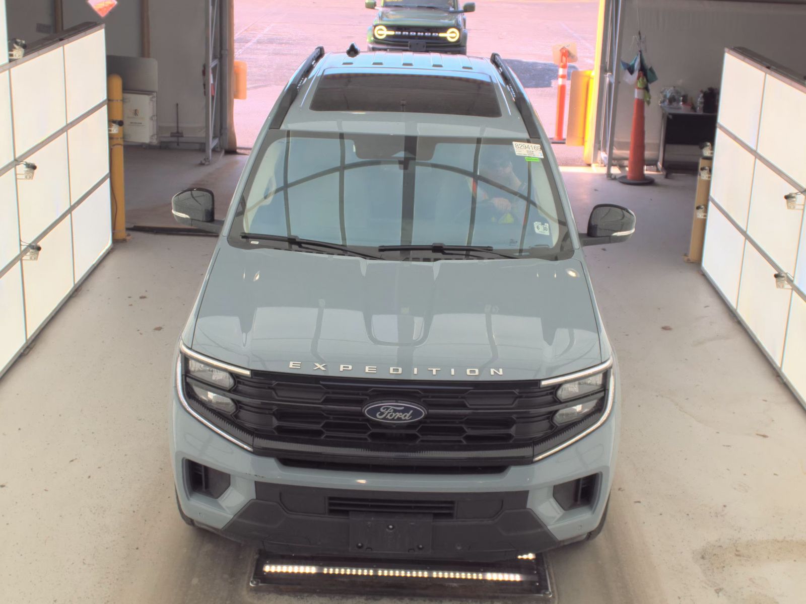 FORD EXPEDITION - 3
