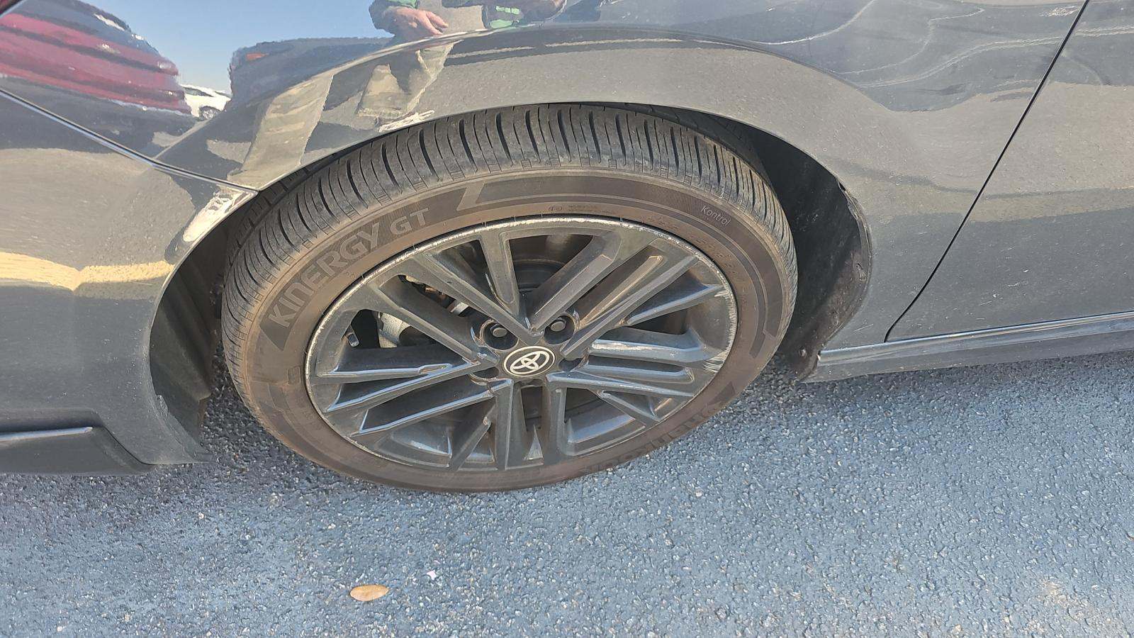 2025 Toyota Camry SE AWD