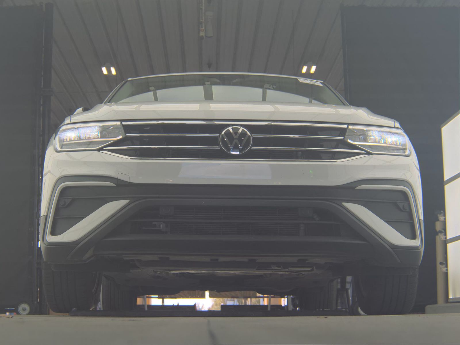 2024 Volkswagen Tiguan 2.0T SE FWD