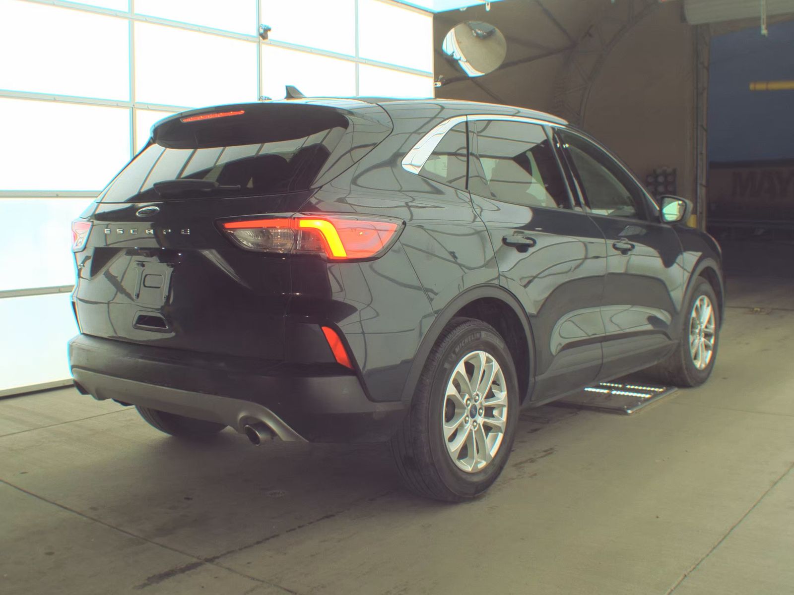 2022 Ford Escape SE FWD