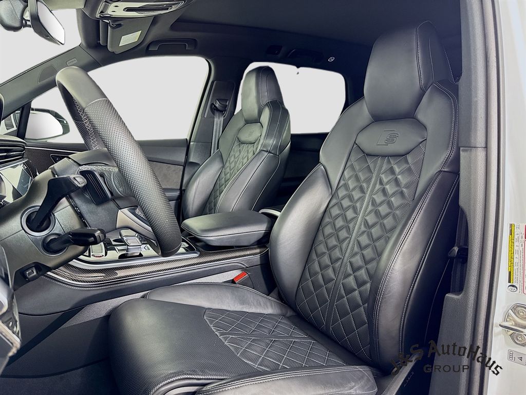 2022 Audi SQ7 Premium Plus AWD