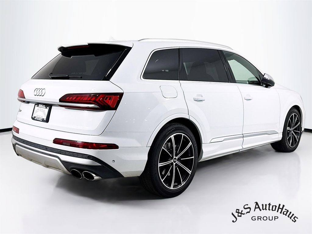 2022 Audi SQ7 Premium Plus AWD