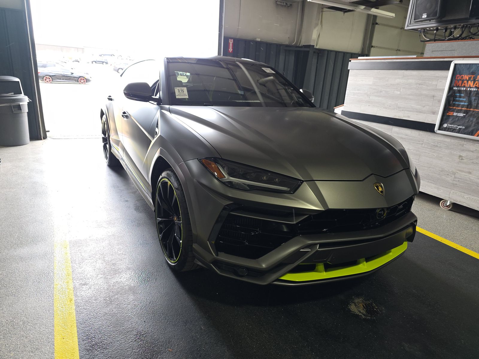 2022 Lamborghini Urus Graphite Capsule AWD