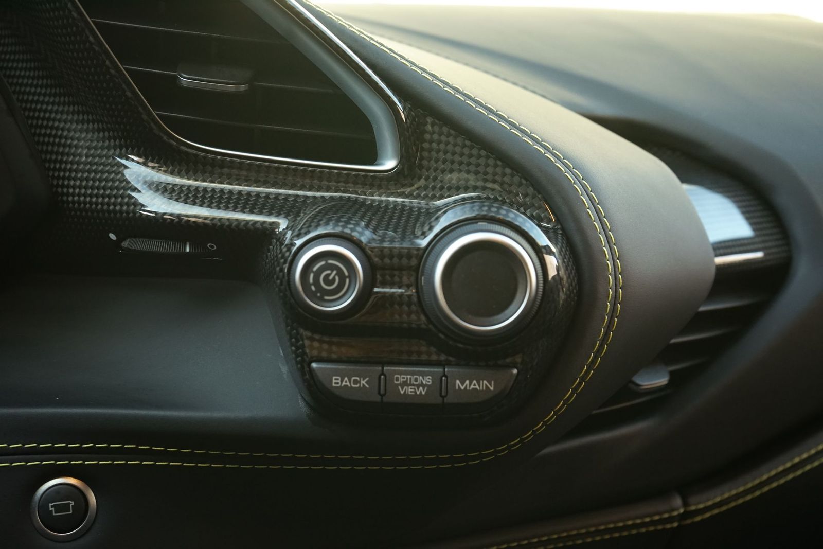 2018 Ferrari 488 GTB RWD