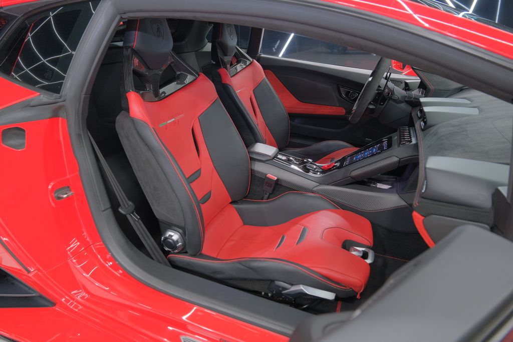 2020 Lamborghini Huracan EVO AWD