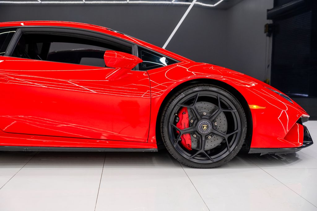 2020 Lamborghini Huracan EVO AWD