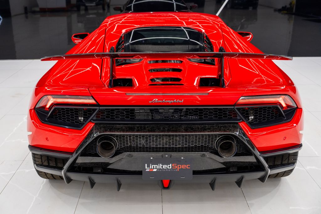 2020 Lamborghini Huracan EVO AWD