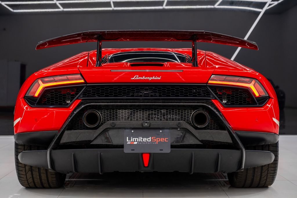 2020 Lamborghini Huracan EVO AWD