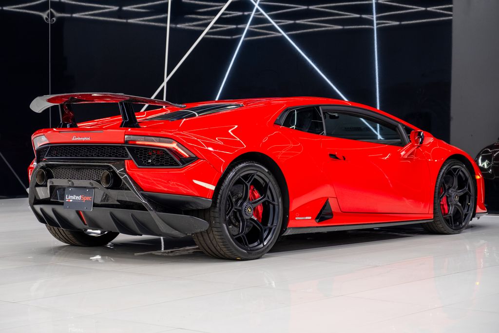 2020 Lamborghini Huracan EVO AWD