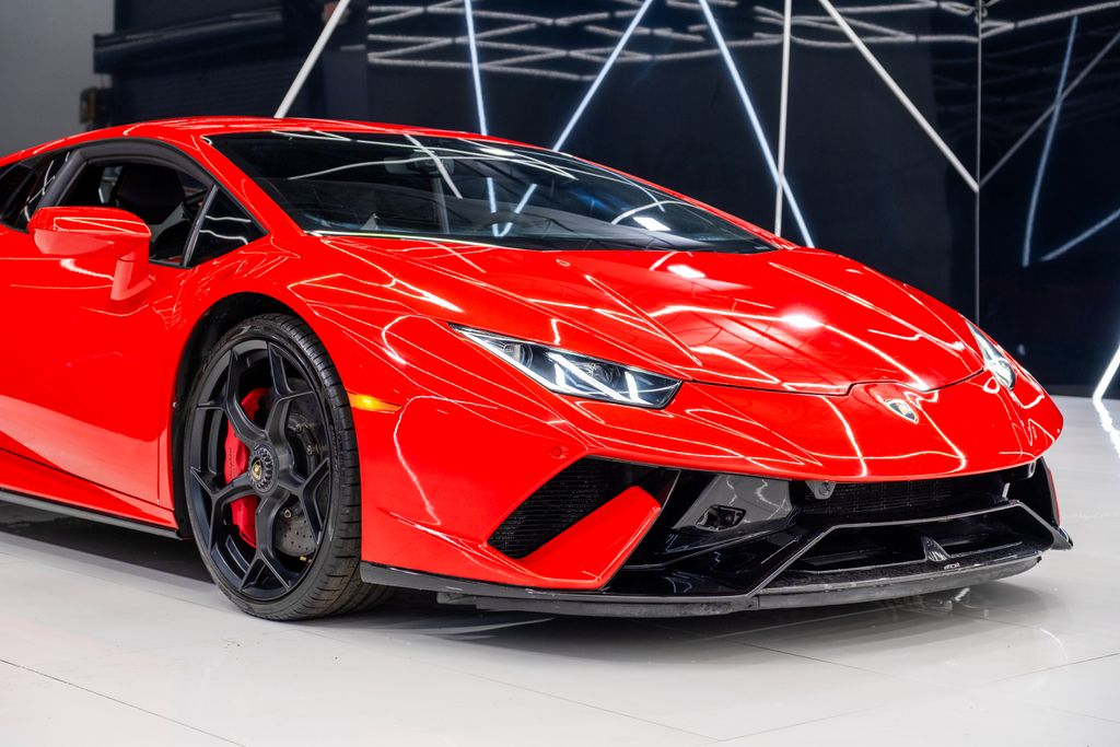 2020 Lamborghini Huracan EVO AWD