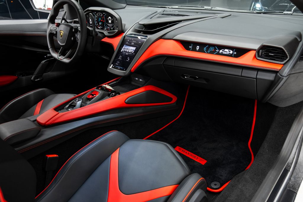 2024 Lamborghini Revuelto Base AWD