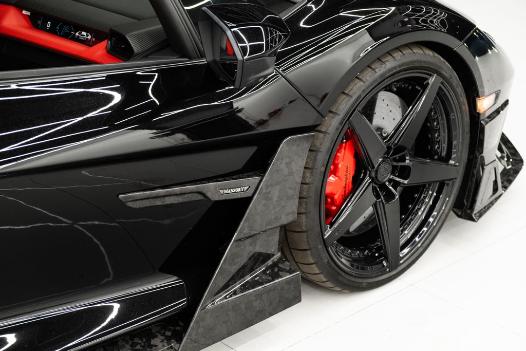 2024 Lamborghini Revuelto Base AWD